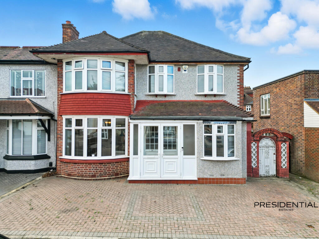 Main image of property: Abbotswood Gardens, Clayhall, IG5