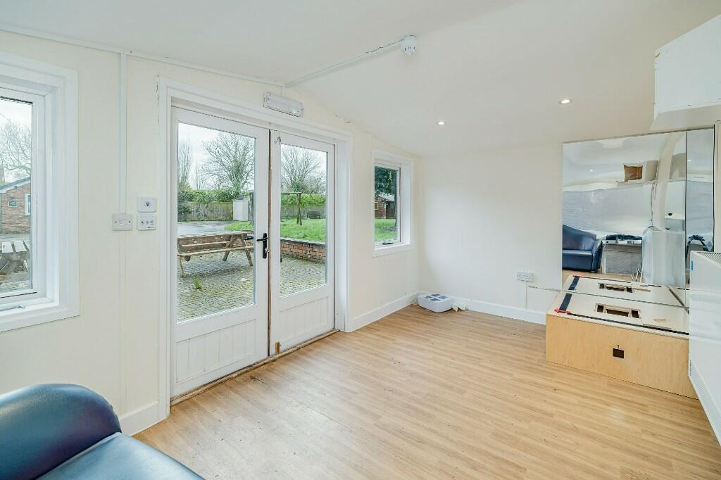 Additional property image - Bank Hall Farm, Swanlow Lane, Winsford, CW7 4BP