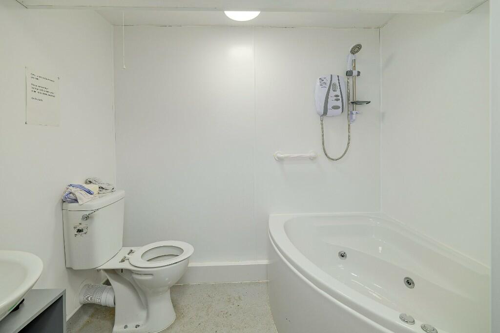 Additional property image - Bank Hall Farm, Swanlow Lane, Winsford, CW7 4BP
