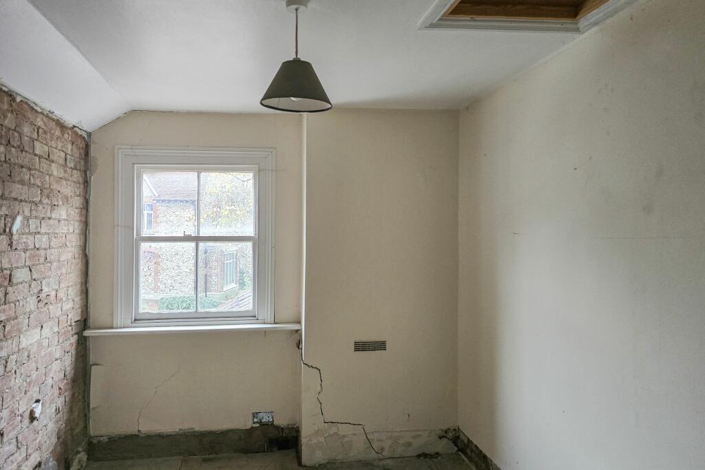 Additional property image - 2 Creffield Road, Colchester, Essex CO3 3JB