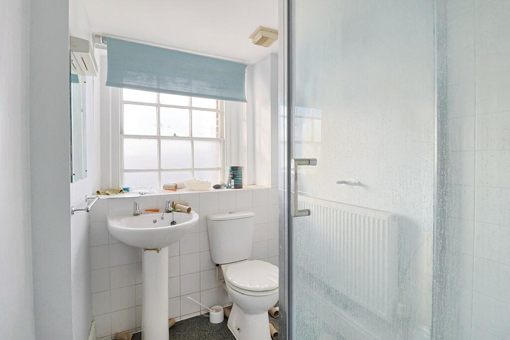 Additional property image - 14 The Halve, Trowbridge, Wiltshire BA14 8SD