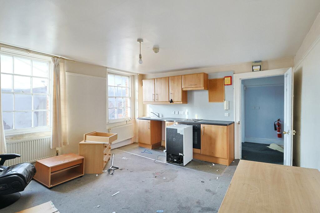 Additional property image - 14 The Halve, Trowbridge, Wiltshire BA14 8SD
