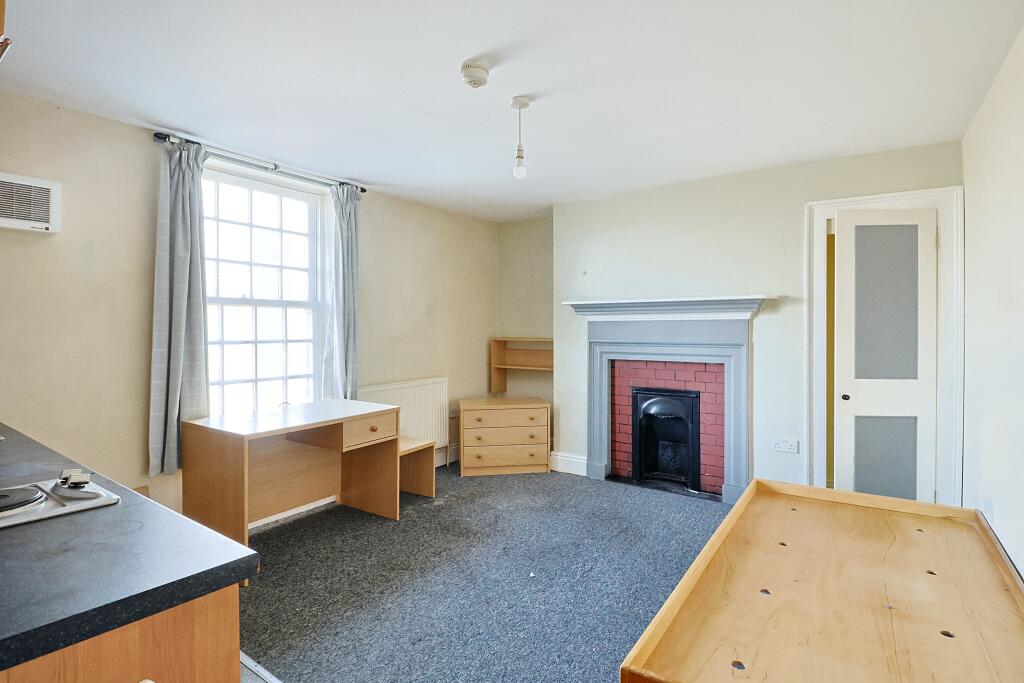Additional property image - 14 The Halve, Trowbridge, Wiltshire BA14 8SD
