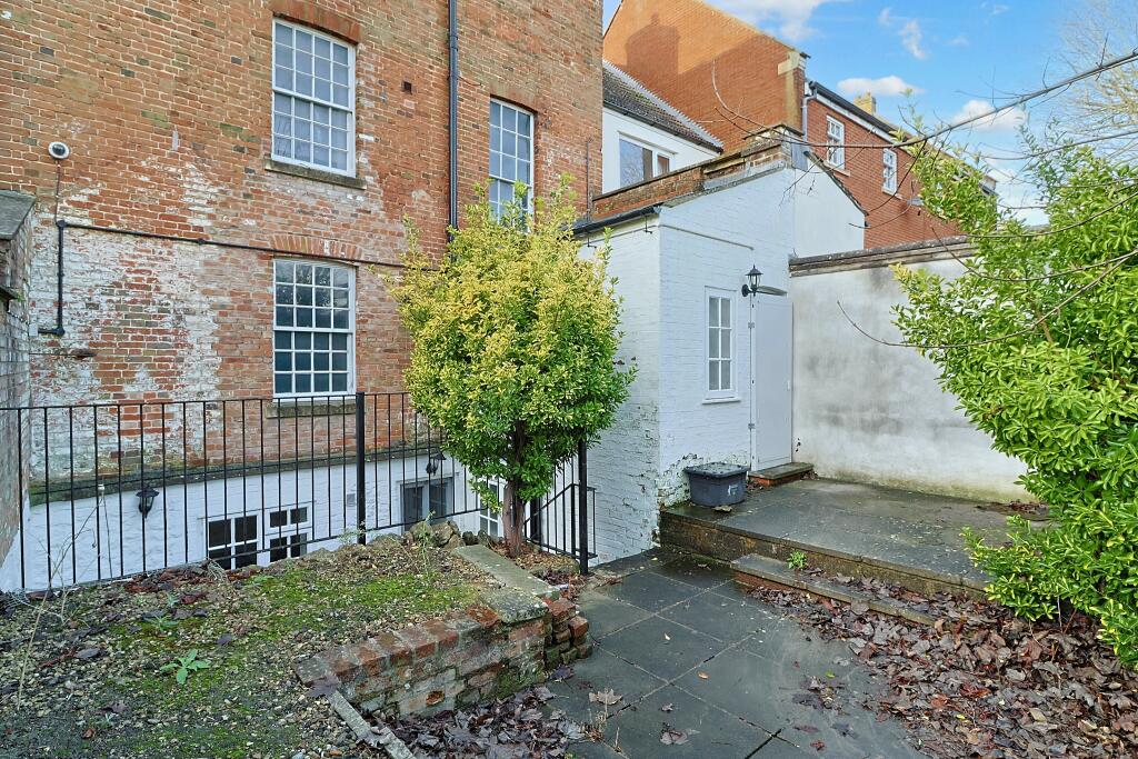 Additional property image - 14 The Halve, Trowbridge, Wiltshire BA14 8SD