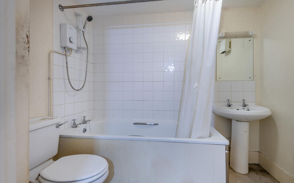 Additional property image - Latimer Court, 2 Latimer Road, Bournemouth, BH9 1JW