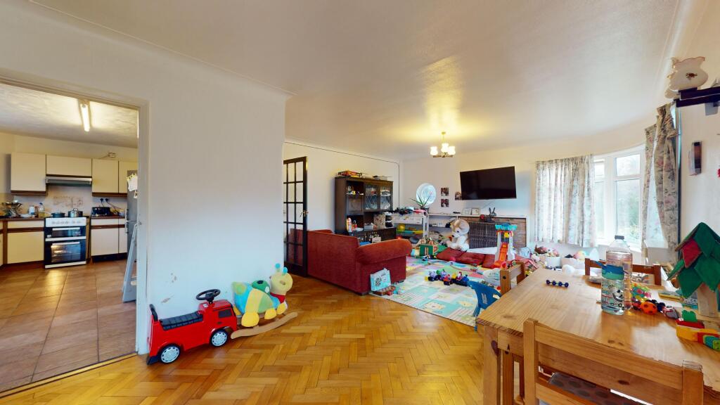 Additional property image - New Haven, Blackhorse Lane, North Weald, Epping, Essex, CM16 6EP