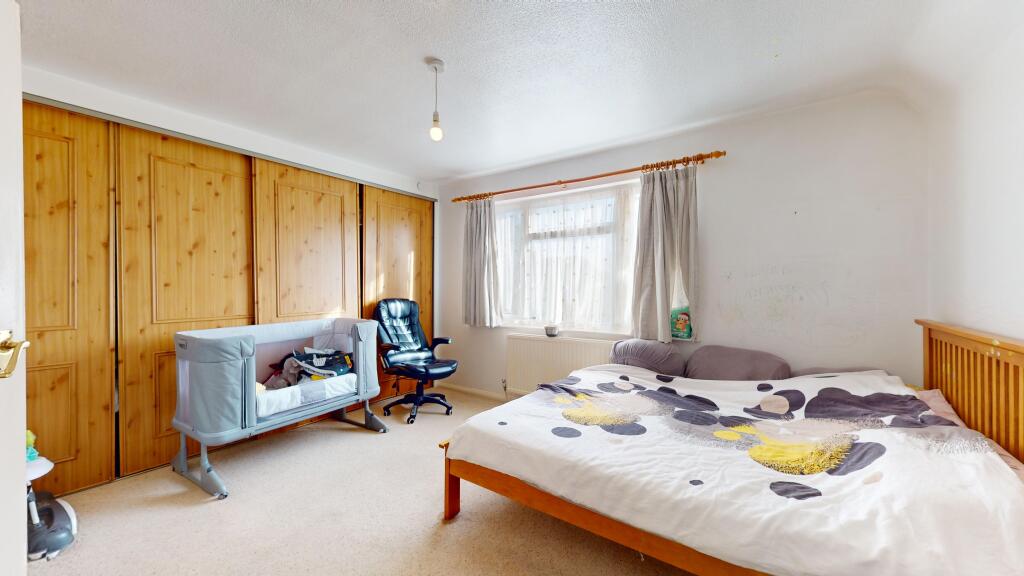 Additional property image - New Haven, Blackhorse Lane, North Weald, Epping, Essex, CM16 6EP