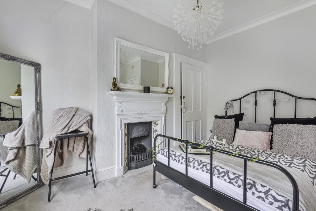 Additional property image - Flat 3, 5 Dale Road, Purley, CR8 2ED