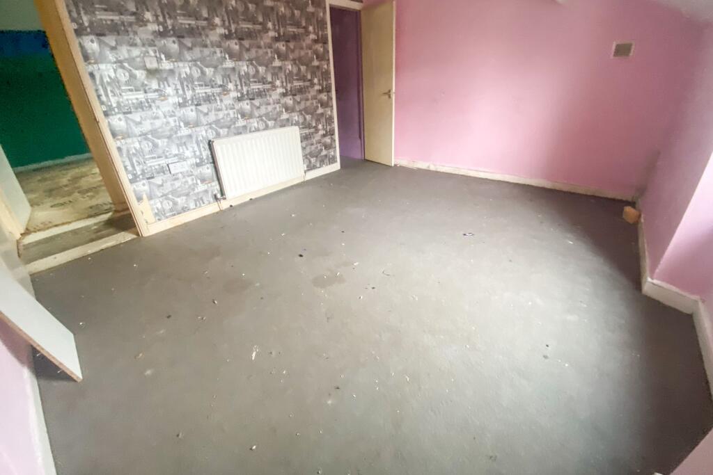 Additional property image - 6 The Crescent, Cleator Moor, Cumbria, CA25 5QL