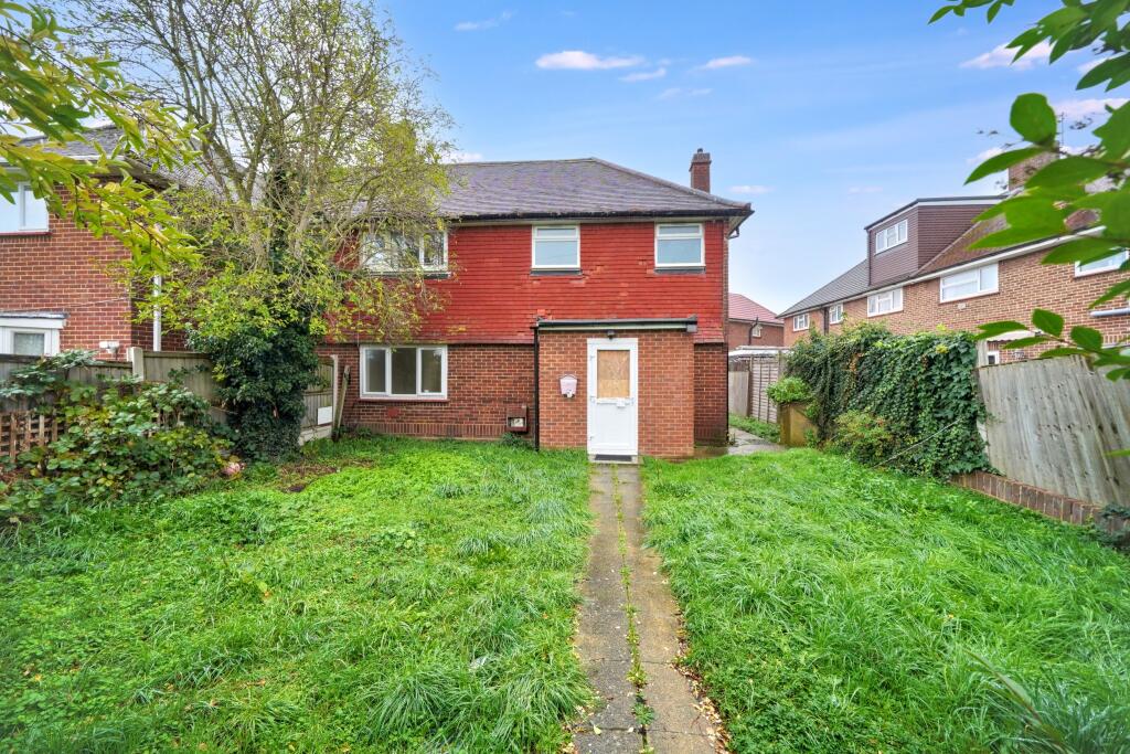 Main image of property: 15 Monarch Close, Feltham TW14 8BB