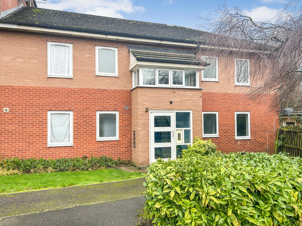 Main image of property: Flat 21, Bedford Court, Berridge Road, Nottingham NG7 6FQ