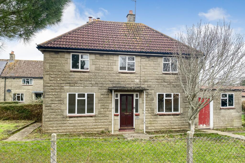 Main image of property: 19 Lammas Close, Hilmarton, Wiltshire SN11 8SF