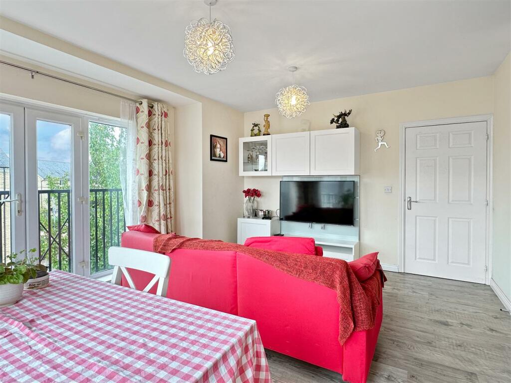 Additional property image - Chambers Drive, Cambridge