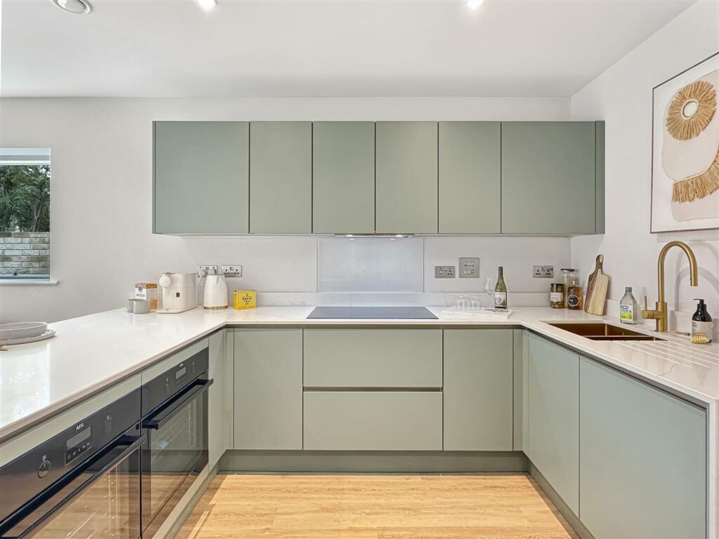 Additional property image - Green Court, Chesterton, Cambridge