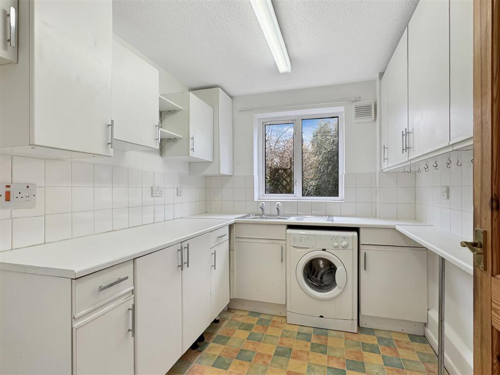Additional property image - Erasmus Close, Cambridge
