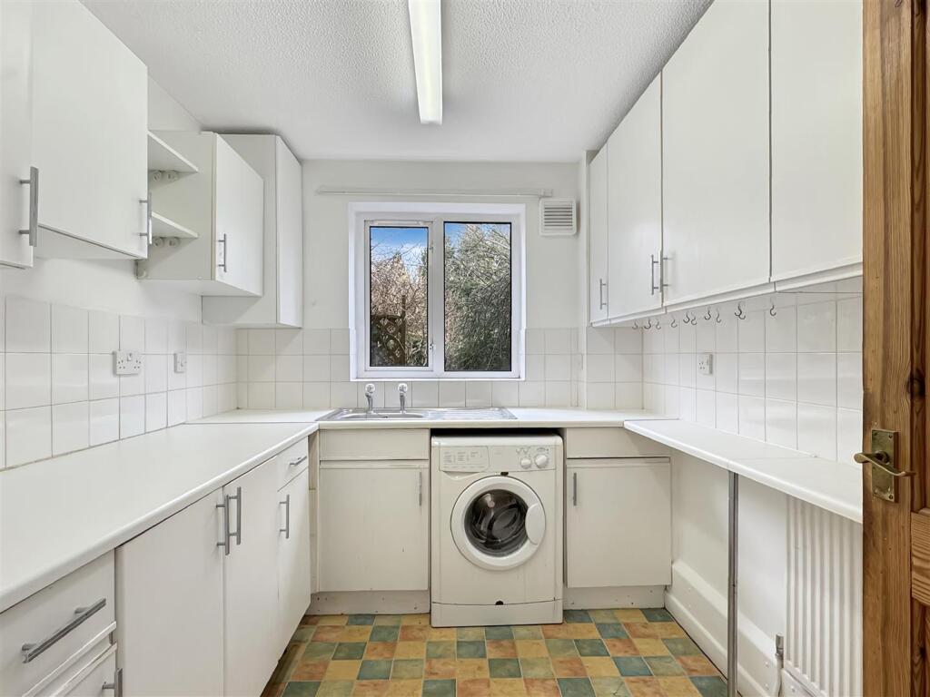 Additional property image - Erasmus Close, Cambridge