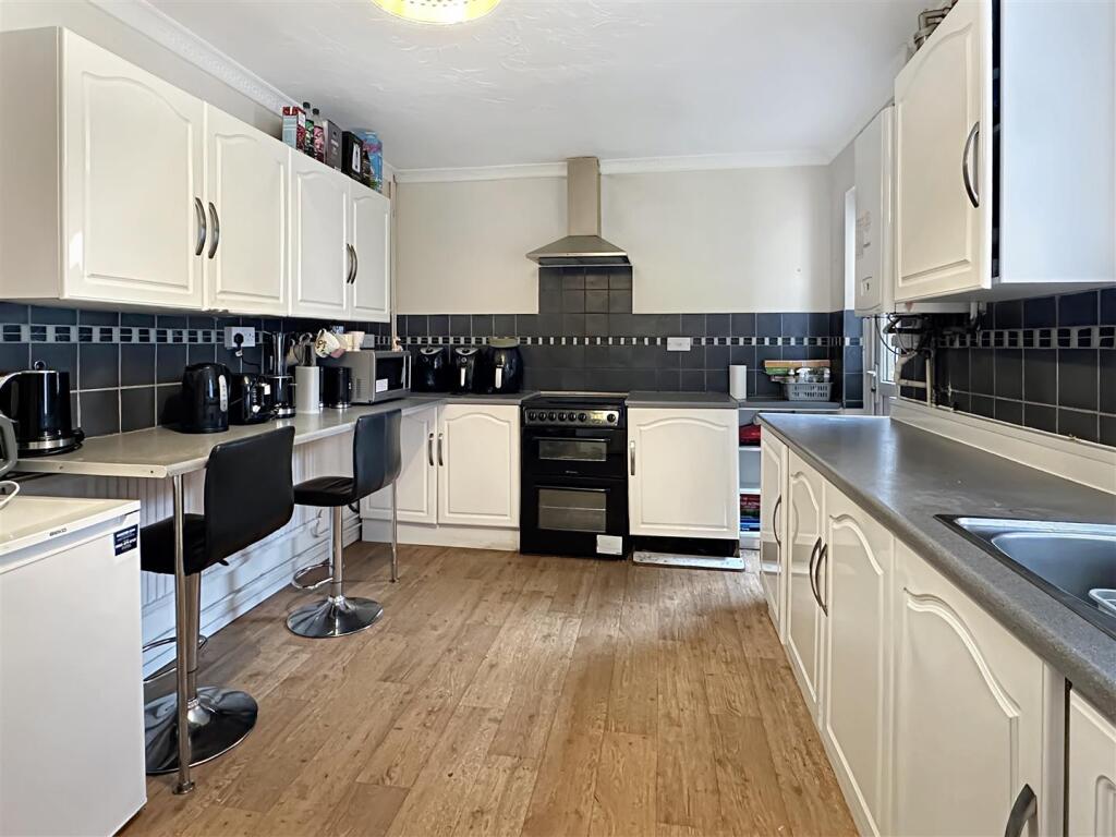 Additional property image - Laburnum Close, Cambridge
