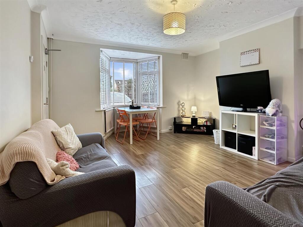 Additional property image - Laburnum Close, Cambridge