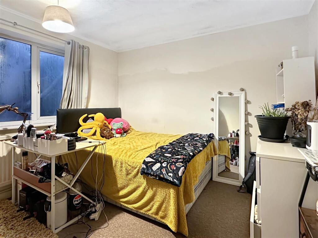 Additional property image - Laburnum Close, Cambridge