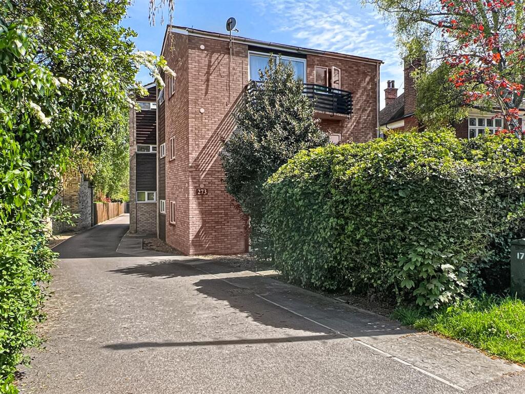 Main image of property: Hills Road, Cambridge