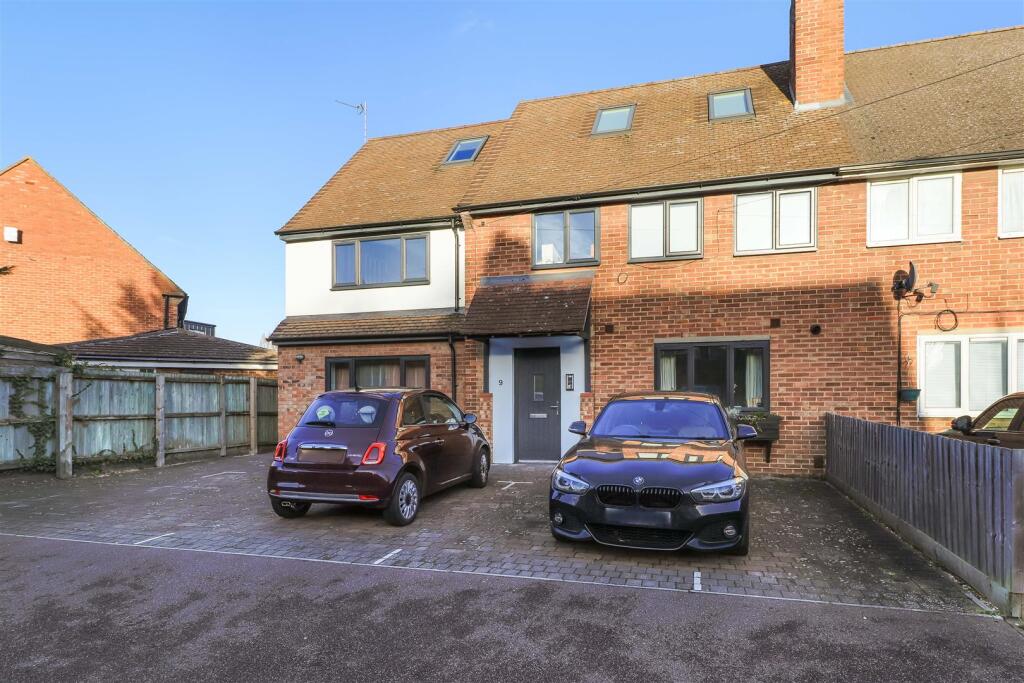 Main image of property: Maitland Avenue, Cambridge