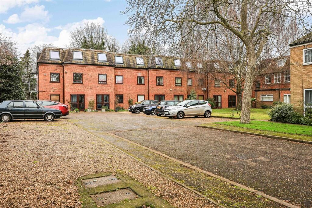 Main image of property: Harvey Goodwin Gardens, Cambridge