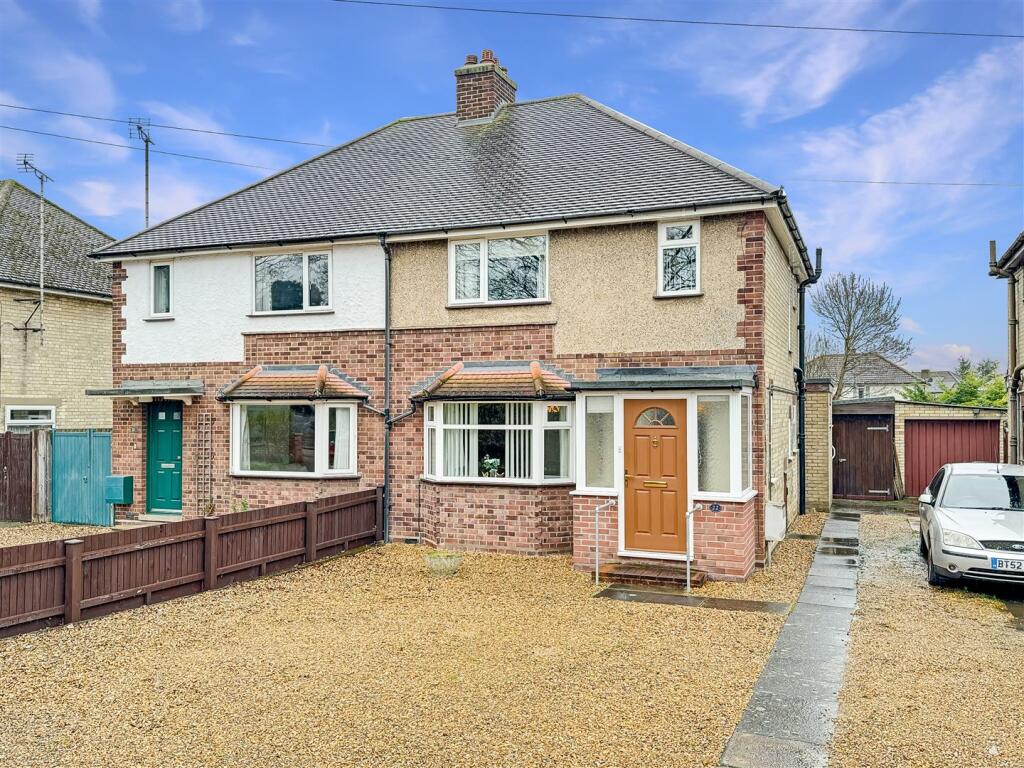 3 bedroom semidetached house for sale in Ditton Lane, Cambridge, CB5