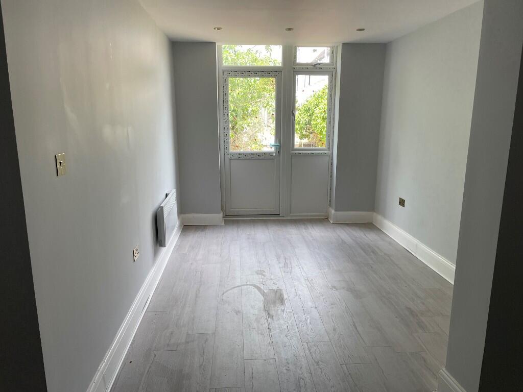 Main image of property: London Road, Leigh-On-Sea, Essex, SS9