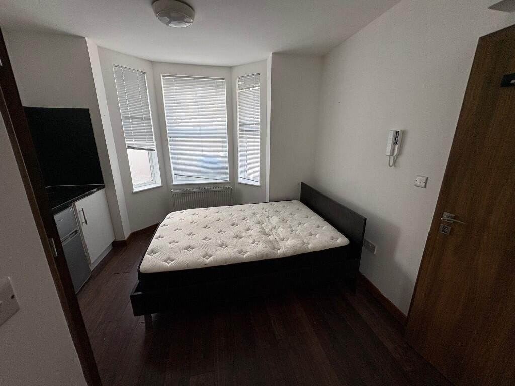Main image of property: Chalvey Road East, Slough, Berkshire, SL1
