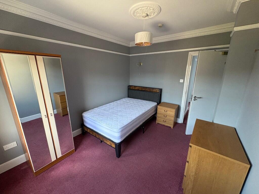 Main image of property: Bushey Grove Road, Watford, Hertfordshire, WD23