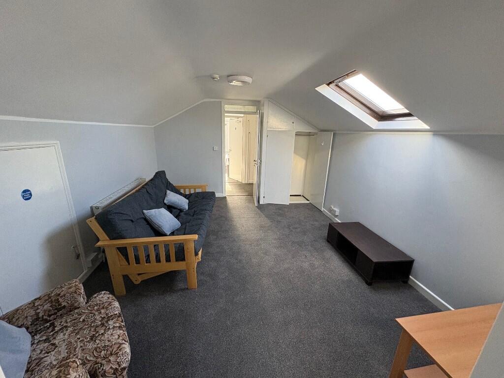 Main image of property: Bushey Grove Road, Watford, Hertfordshire, WD23