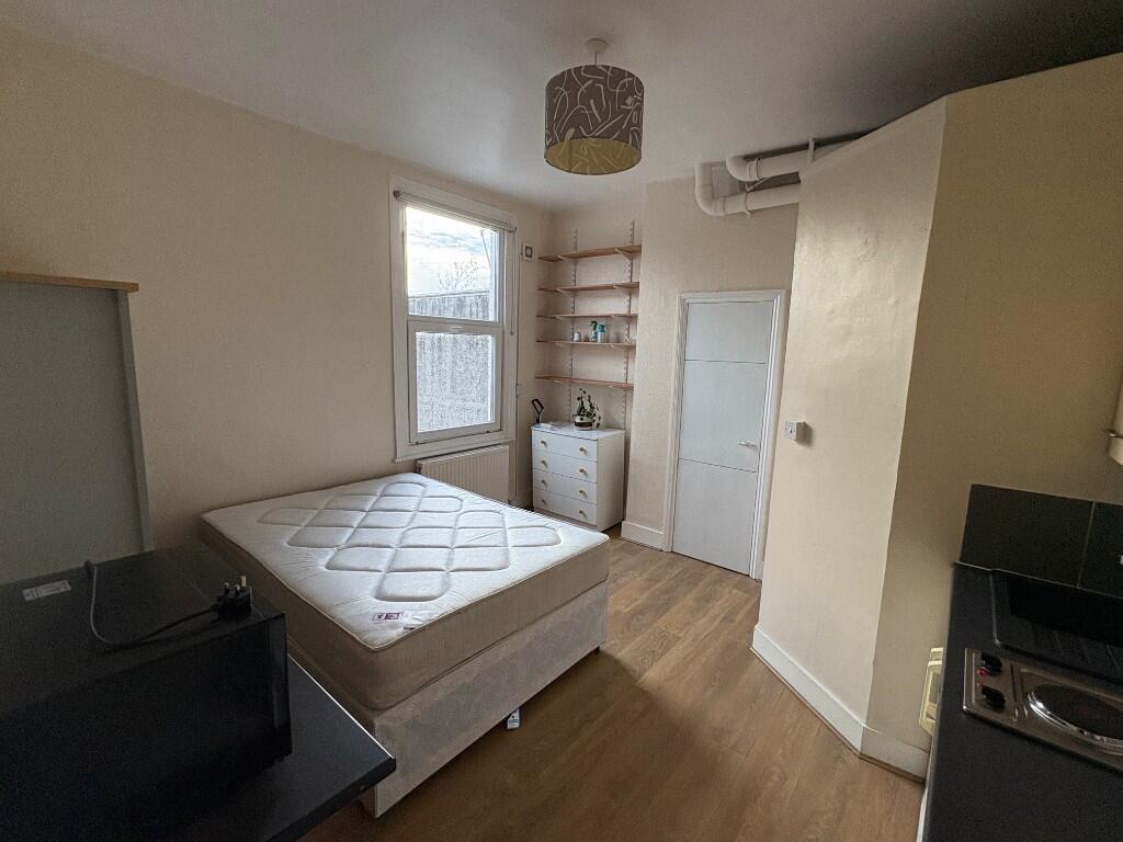 Main image of property: Westbere Road, London, NW2