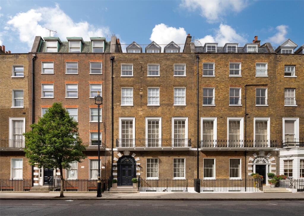 Main image of property: 135 Harley Street, London, W1G