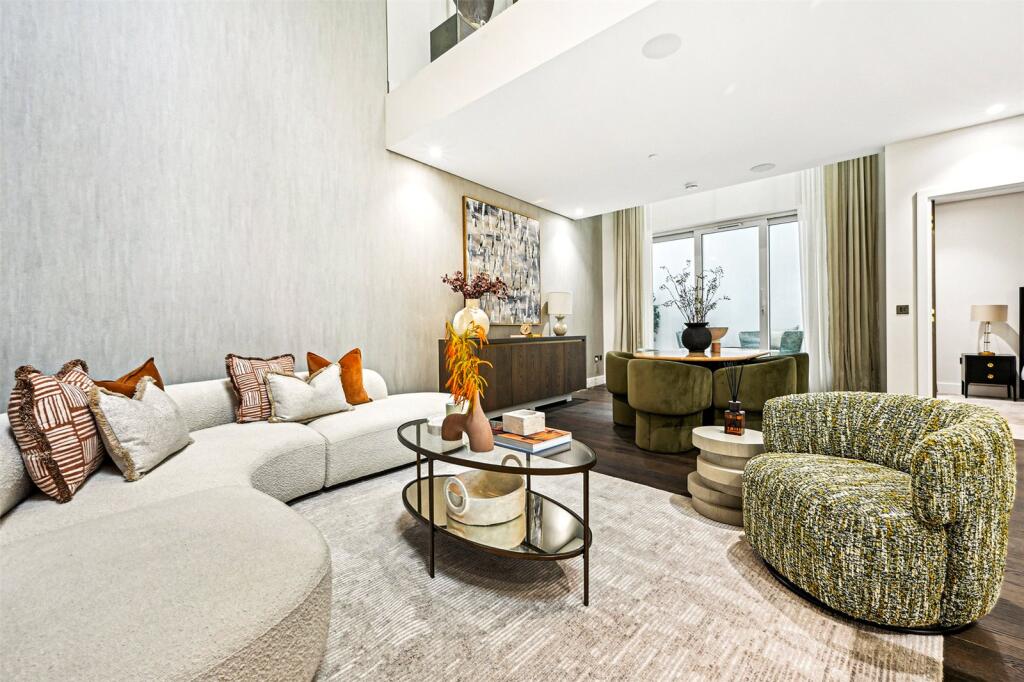Main image of property: Pinks Mews, The Dyers Building, Holborn, EC1N