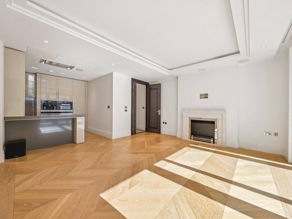 Main image of property: Strand, Covent Garden, WC2R