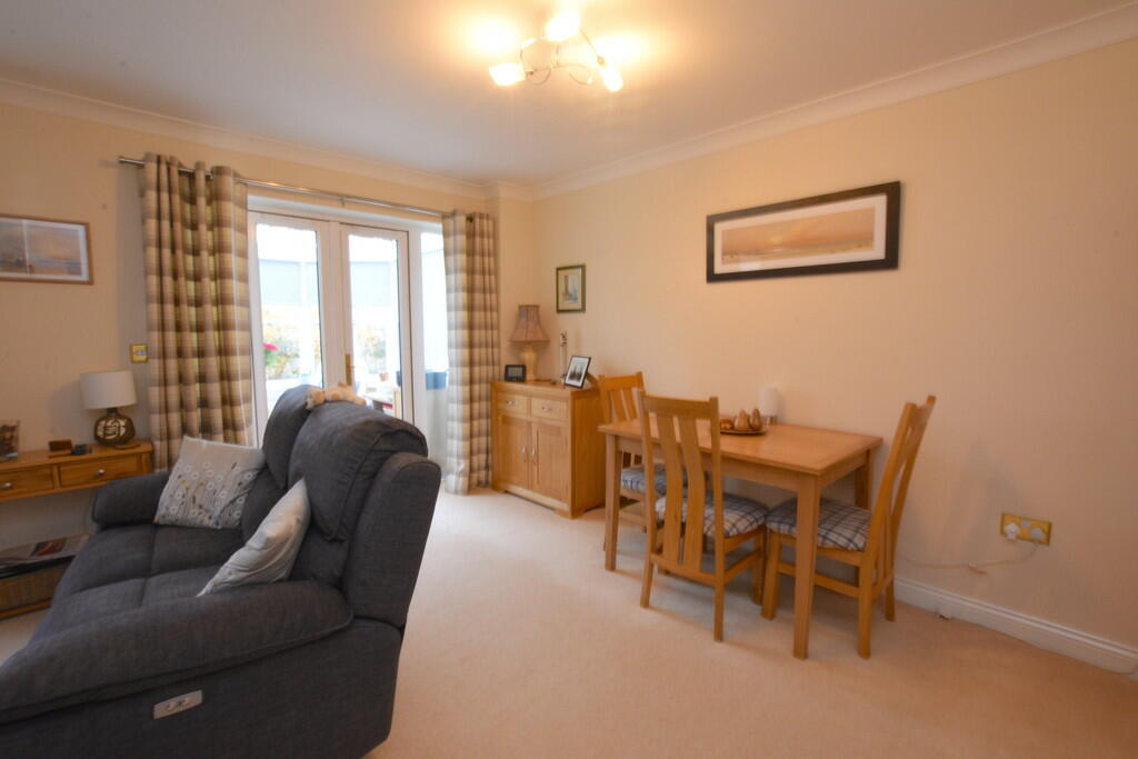 Additional property image - Wolston Court, Cawston, Rugby