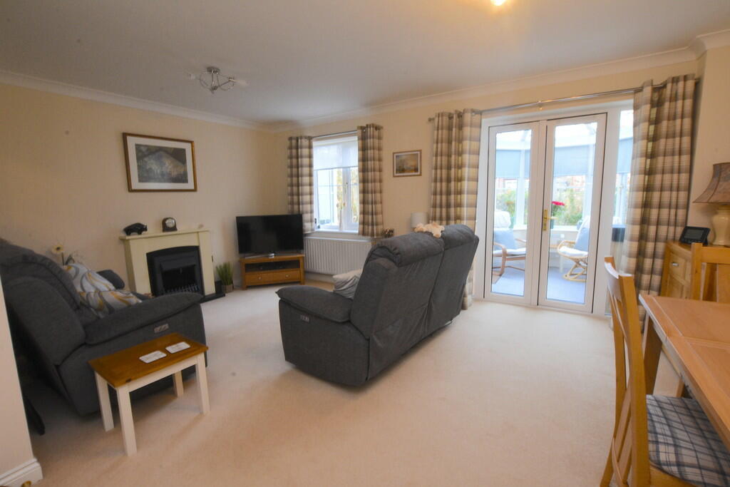 Additional property image - Wolston Court, Cawston, Rugby