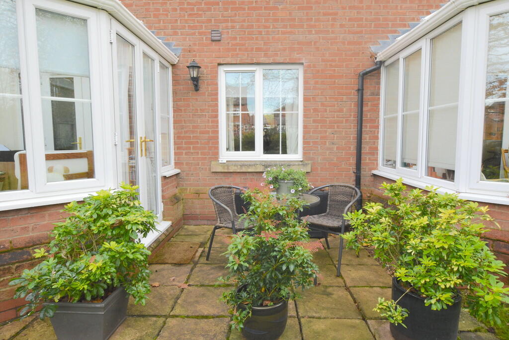Additional property image - Wolston Court, Cawston, Rugby