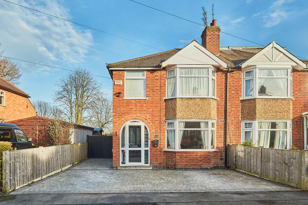 3 bedroom semidetached house for sale in Shenstone Avenue, Hillmorton