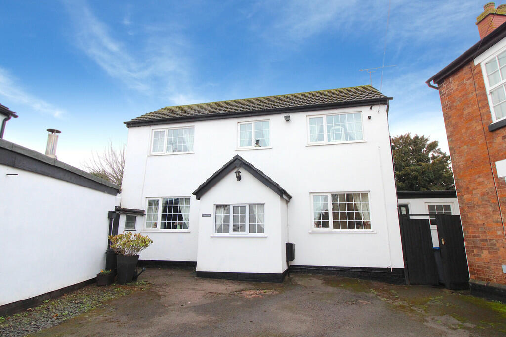 3 bedroom detached house for sale in Lane, Bilton Village, CV22