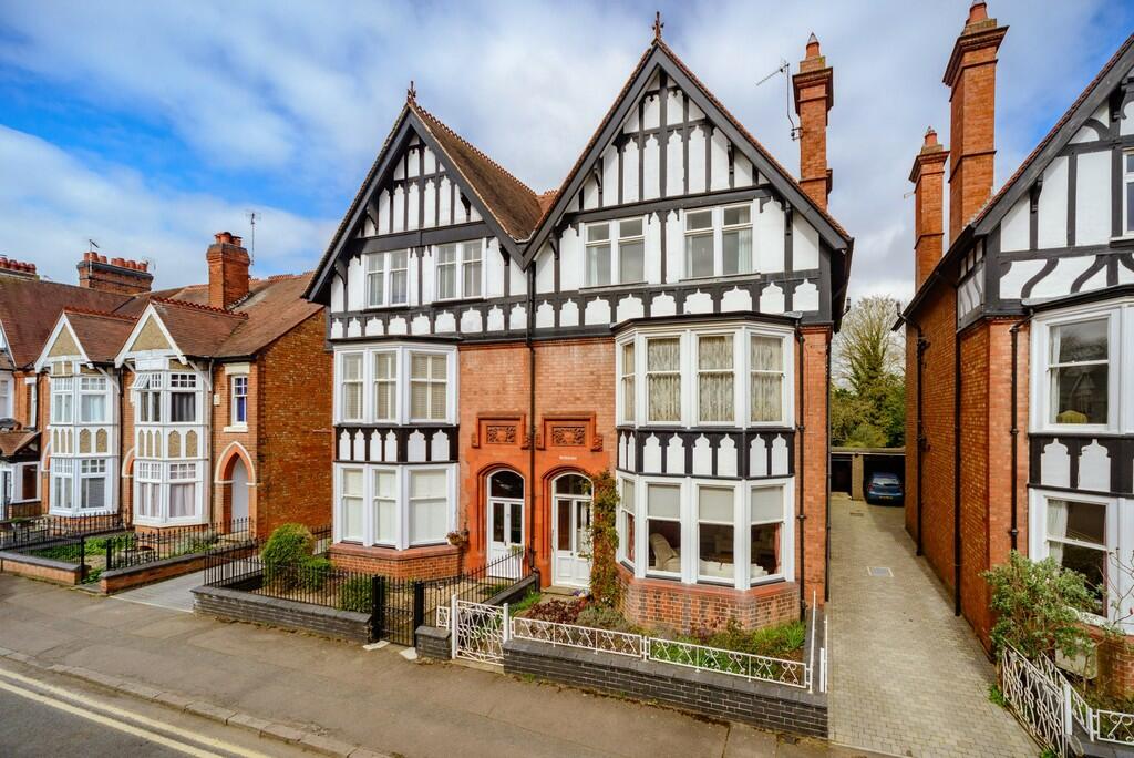5 bedroom semidetached house for sale in Elsee Road, Rugby, CV21