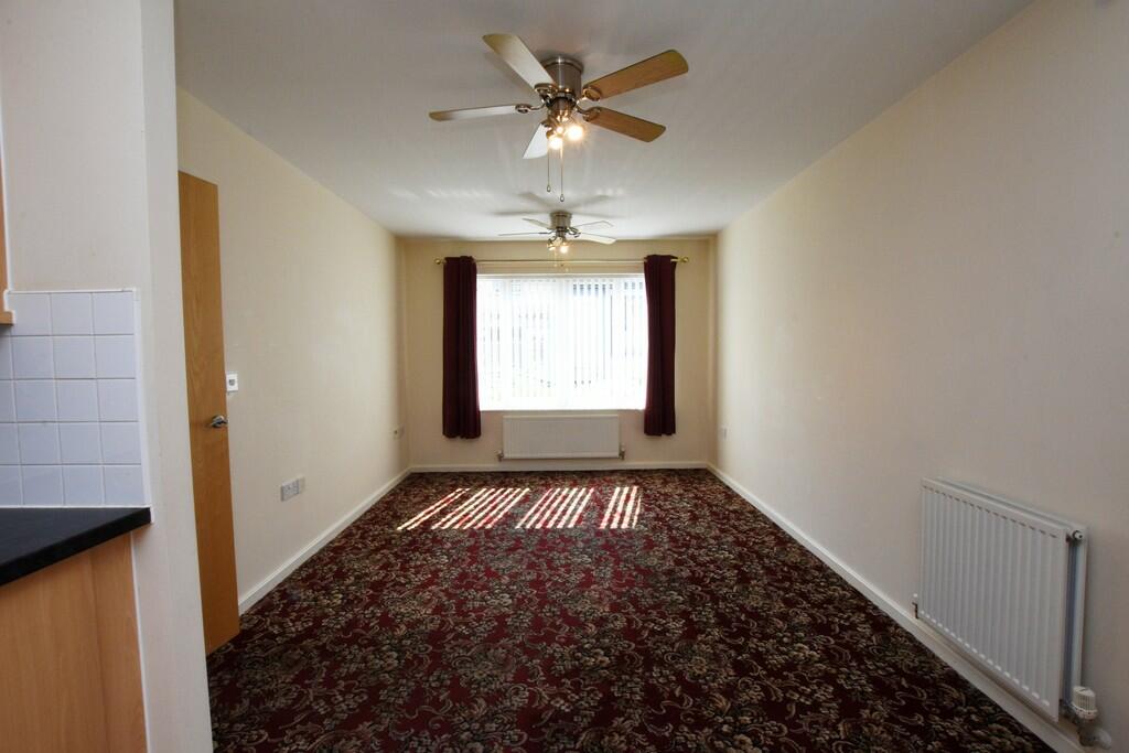 Additional property image - Charles Warren Close, Rugby