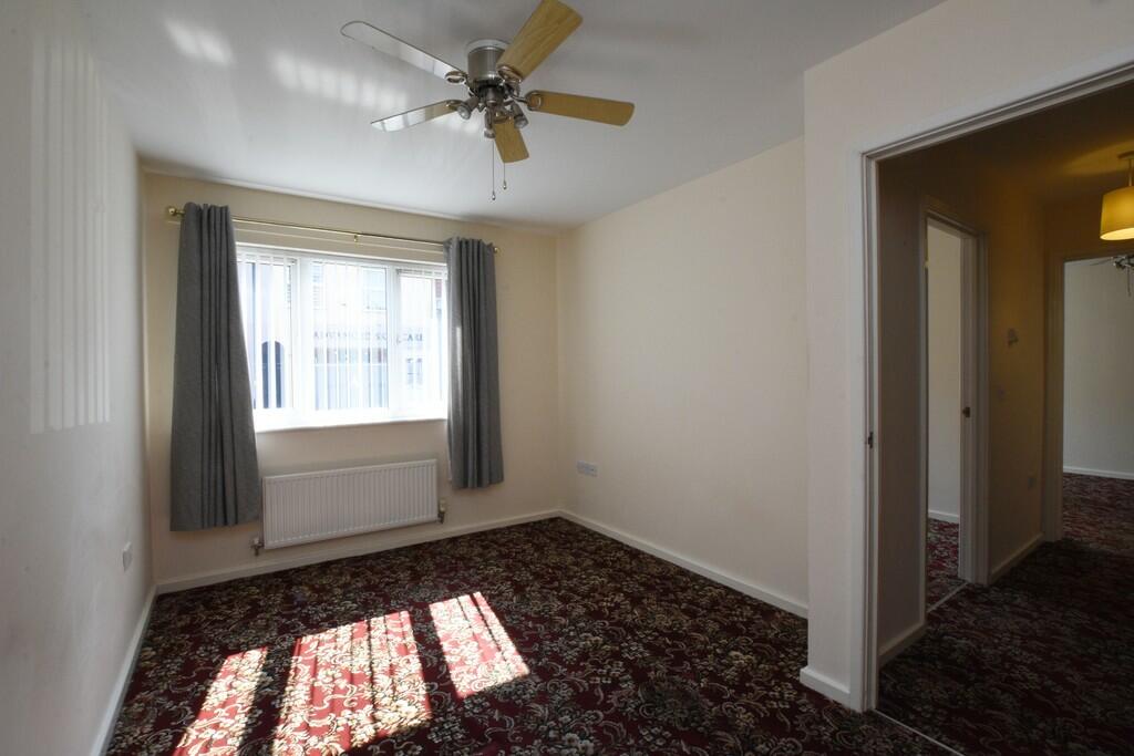 Additional property image - Charles Warren Close, Rugby