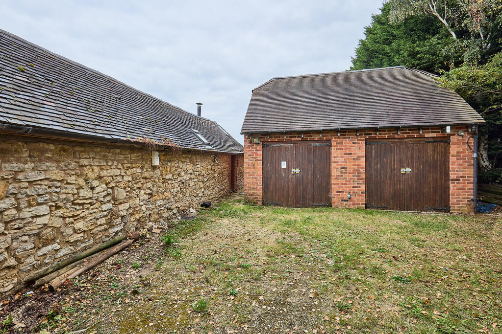 Additional property image - Barn Lane, Princethorpe, Rugby
