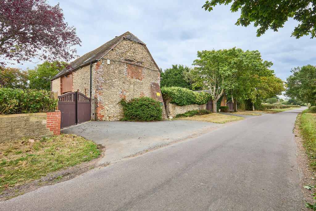 Additional property image - Barn Lane, Princethorpe, Rugby