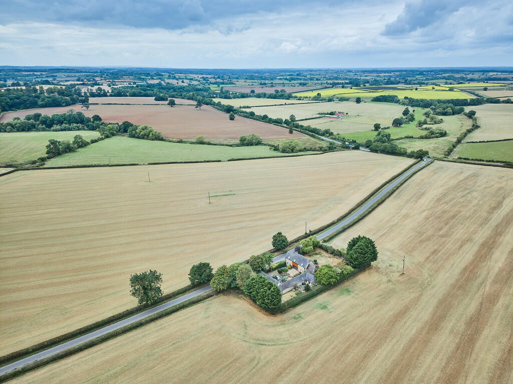 Additional property image - Barn Lane, Princethorpe, Rugby