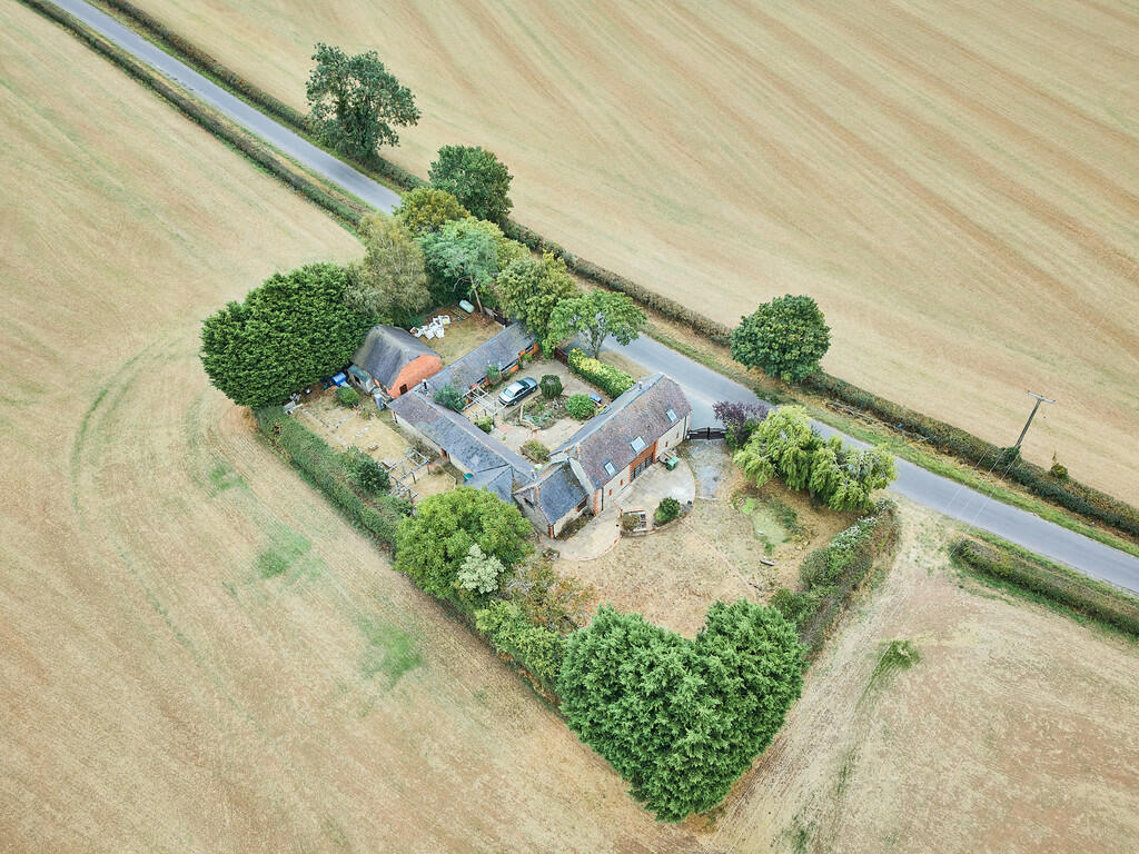 Additional property image - Barn Lane, Princethorpe, Rugby