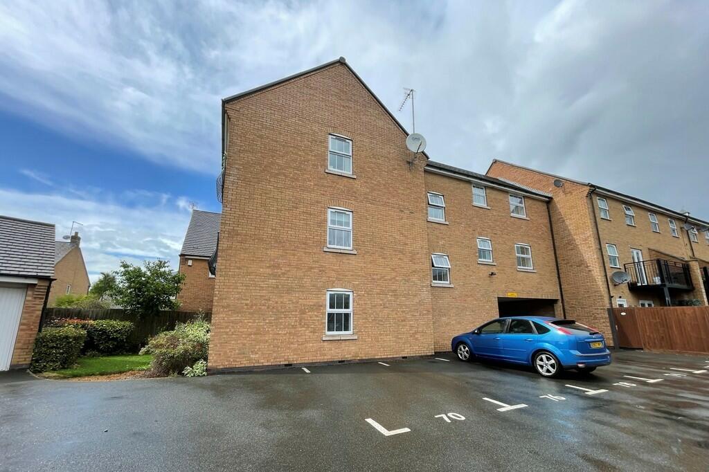 Additional property image - Crackthorne Drive, Coton Park, Rugby