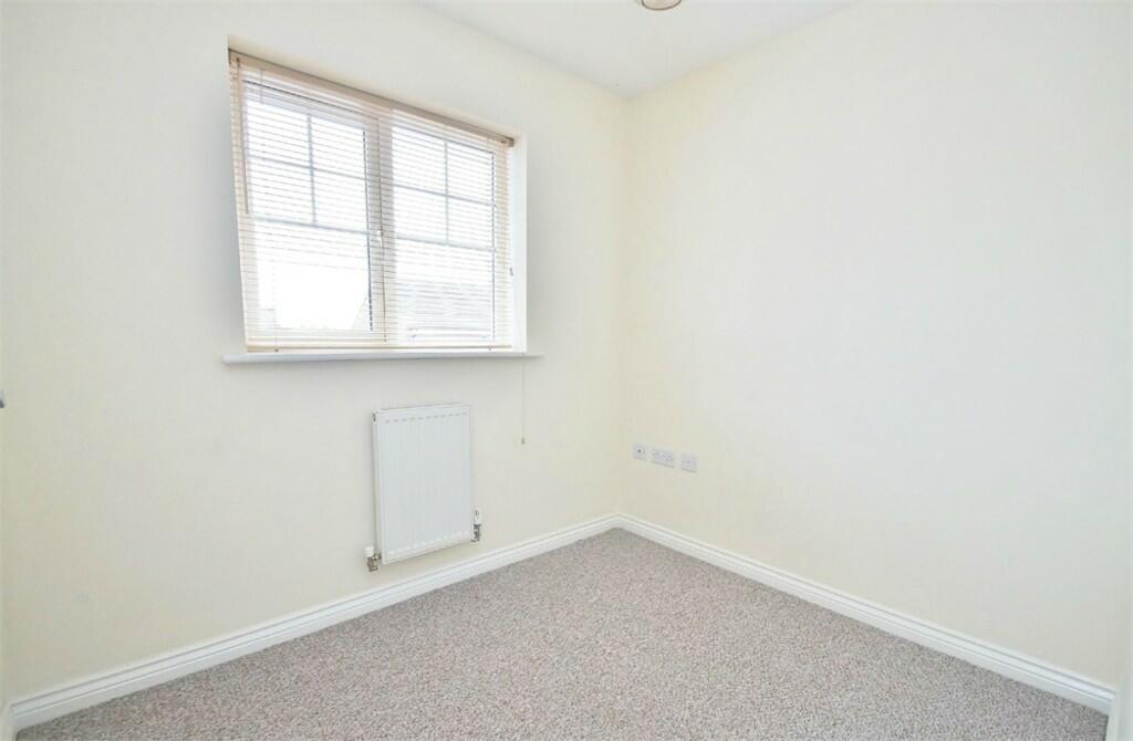 Additional property image - Hidcote Close, Rugby