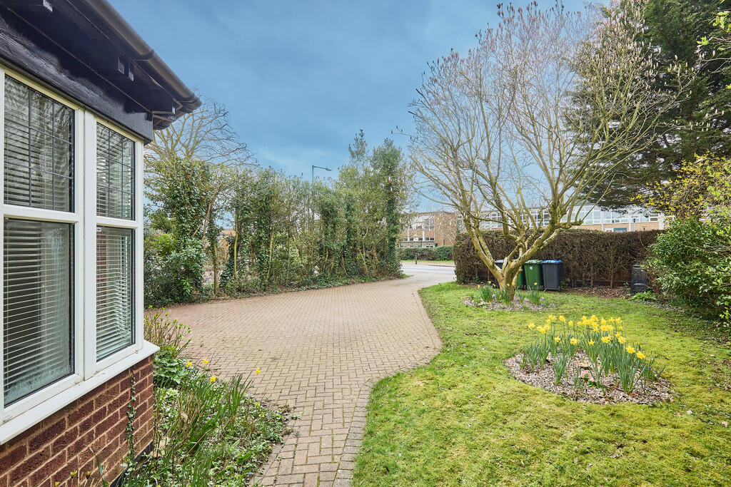 Additional property image - Ashlawn Road, Hillmorton, Rugby, Warwickshire